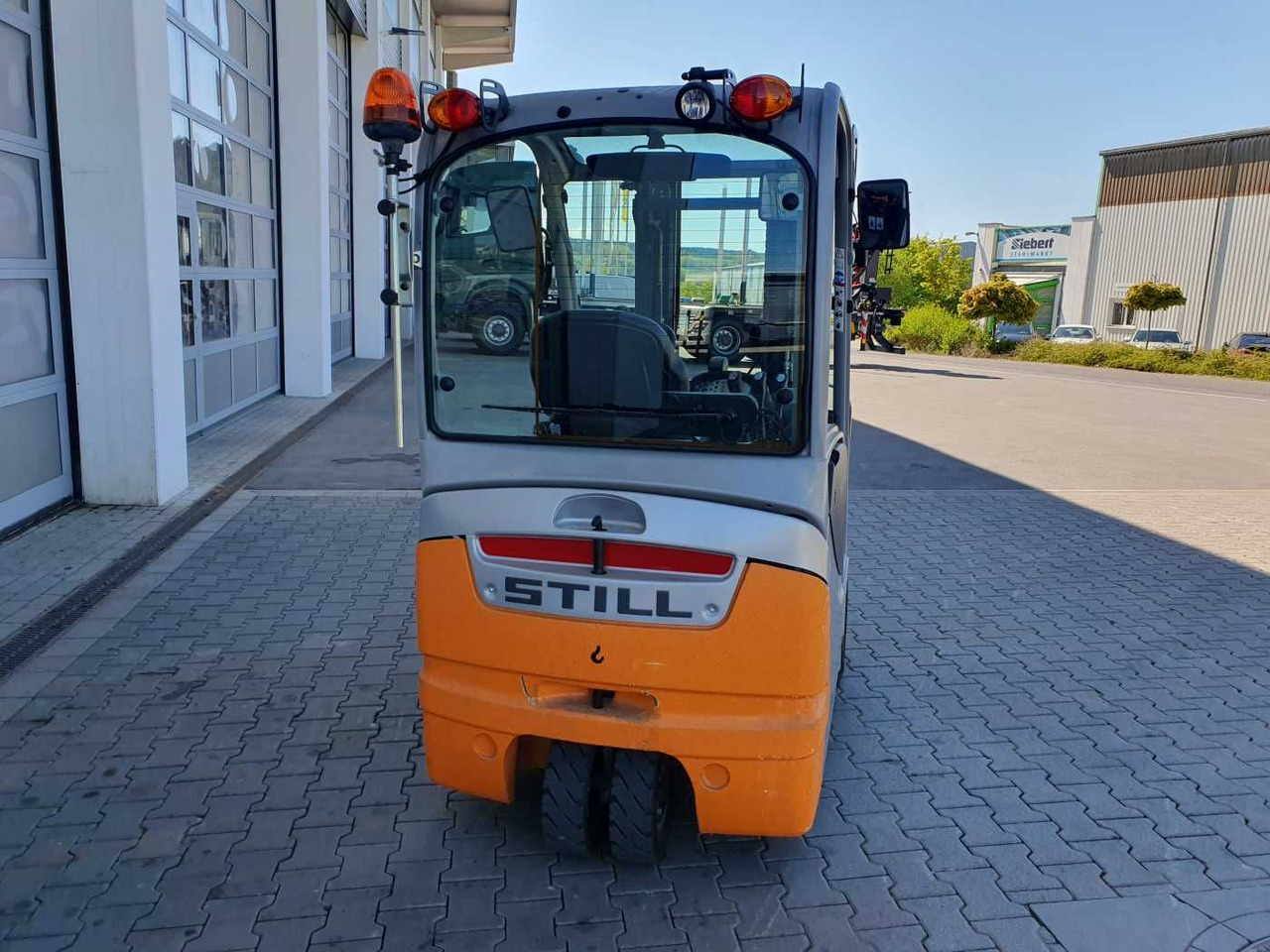 Still RX20-14 / 2023 / Triplex: 4.30m! / 100h! / SS - Elektrische heftruck: afbeelding 4 Still RX20-14 / 2023 / Triplex: 4.30m! / 100h! / SS - Elektrische heftruck: afbeelding 4