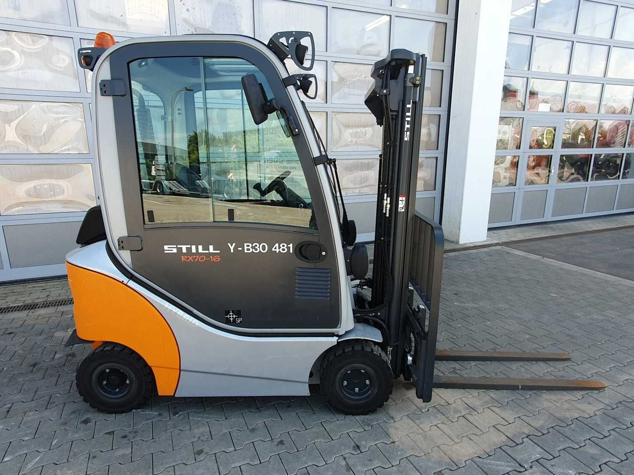 Still RX70-16 / Triplex: 4.60m / nur 638h! / 1.600kg - Diesel heftruck: afbeelding 3 Still RX70-16 / Triplex: 4.60m / nur 638h! / 1.600kg - Diesel heftruck: afbeelding 3