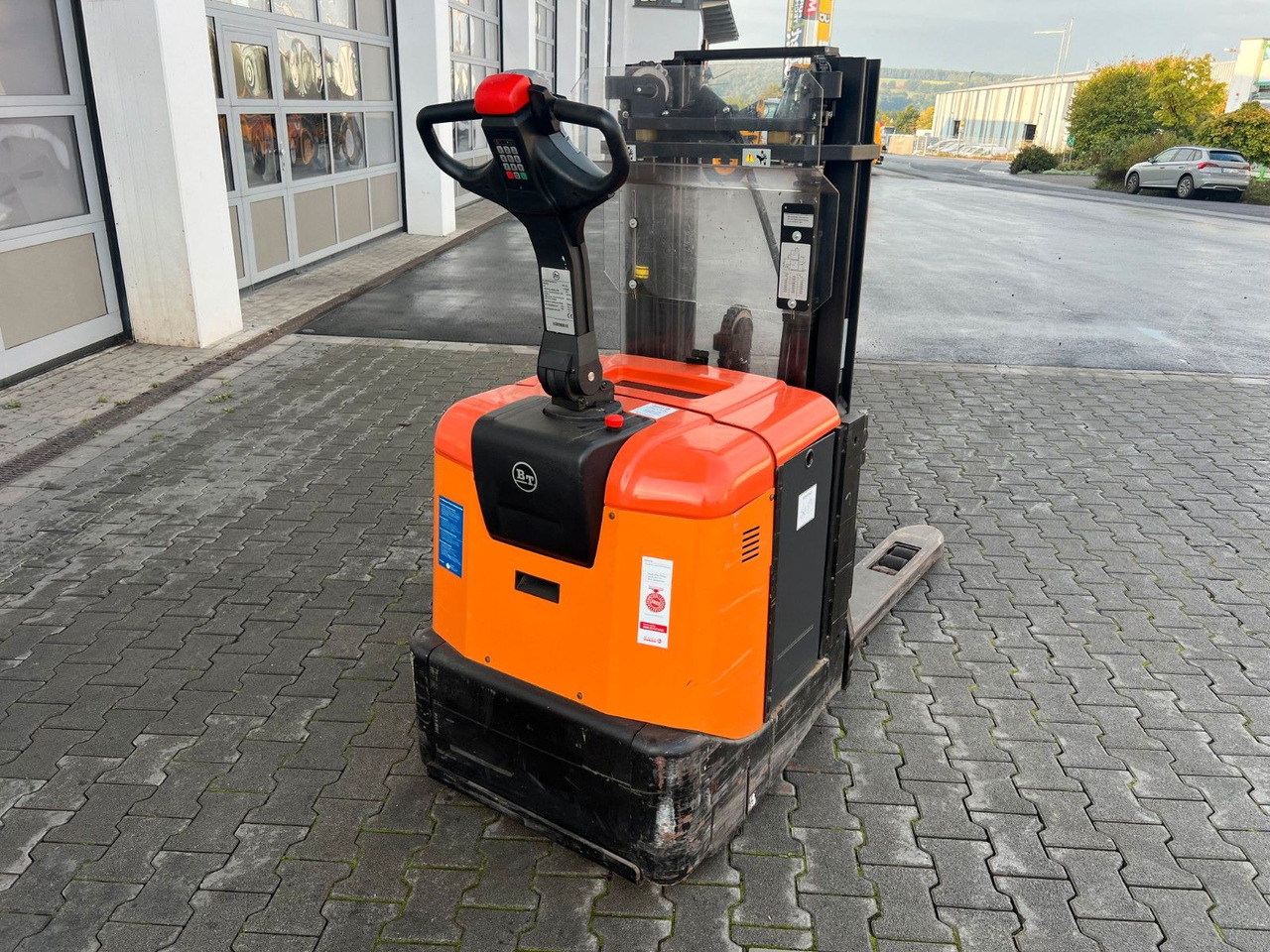 Toyota SPE 125 L / nur 382h ! / Hochhubwagen / 3.350mm - Stapelaar: afbeelding 4 Toyota SPE 125 L / nur 382h ! / Hochhubwagen / 3.350mm - Stapelaar: afbeelding 4