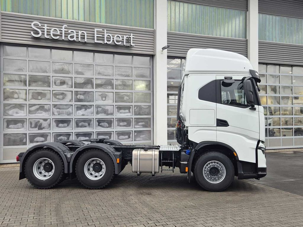 Nieuw Trekker Iveco X-Way AS440X57TZ/P ON+ 6x4 Intarder 2xBett Iveco X-Way AS440X57TZ/P ON+ 6x4 Intarder 2xBett: afbeelding 6 Nieuw Trekker Iveco X-Way AS440X57TZ/P ON+ 6x4 Intarder 2xBett Iveco X-Way AS440X57TZ/P ON+ 6x4 Intarder 2xBett: afbeelding 6