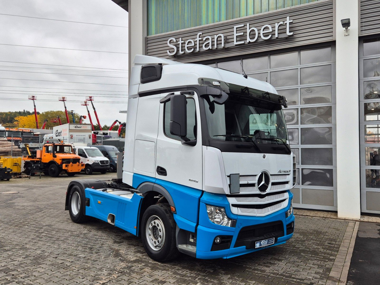 Mercedes-Benz Actros 1845 LS Öl-Retarder Navi PPC 2x Bett - Trekker: afbeelding 2 Mercedes-Benz Actros 1845 LS Öl-Retarder Navi PPC 2x Bett - Trekker: afbeelding 2