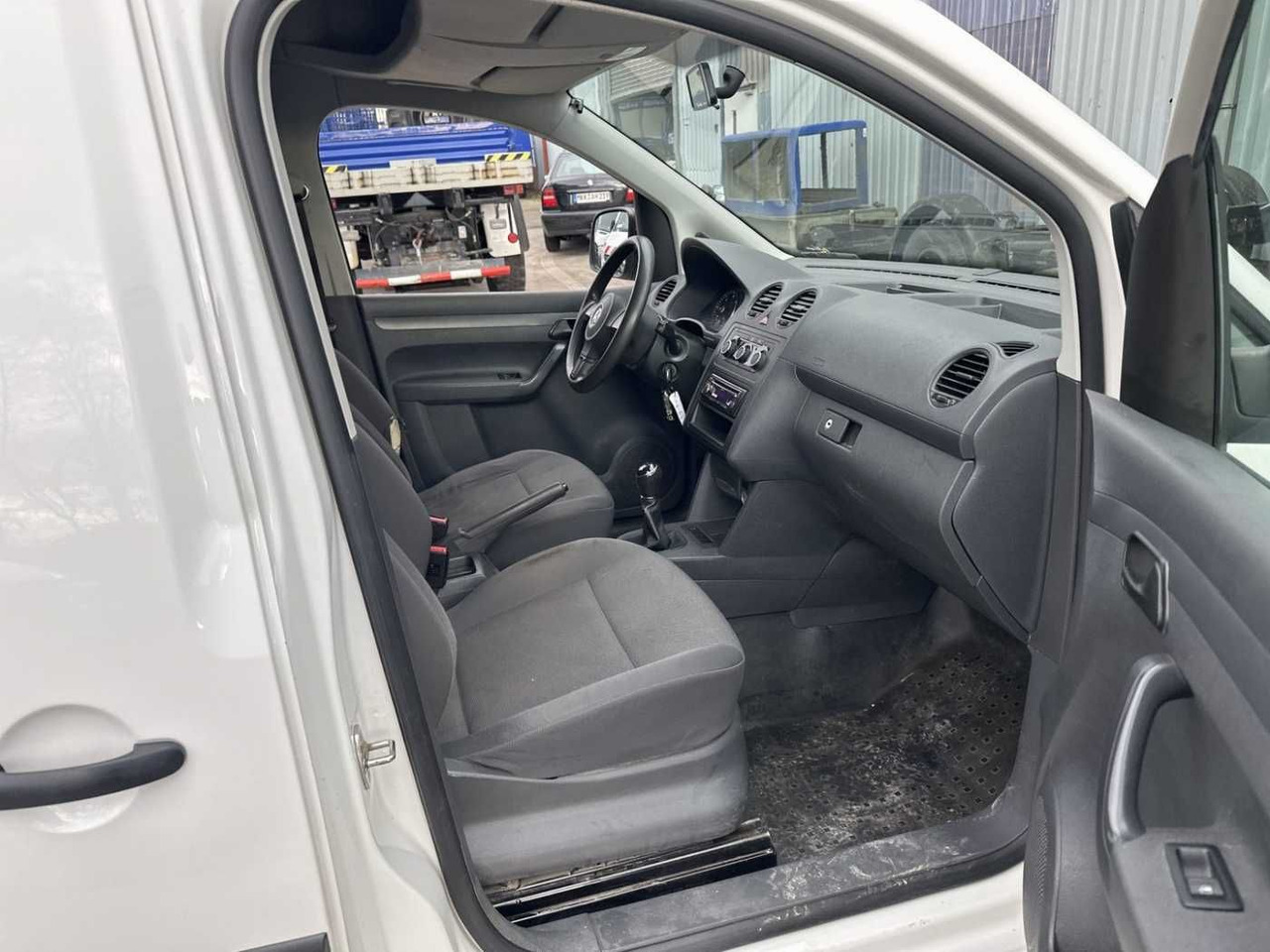 Volkswagen VW Caddy 2.0 TDI 4Motion Maxi Kasten Regal - Gesloten bestelwagen: afbeelding 5 Volkswagen VW Caddy 2.0 TDI 4Motion Maxi Kasten Regal - Gesloten bestelwagen: afbeelding 5