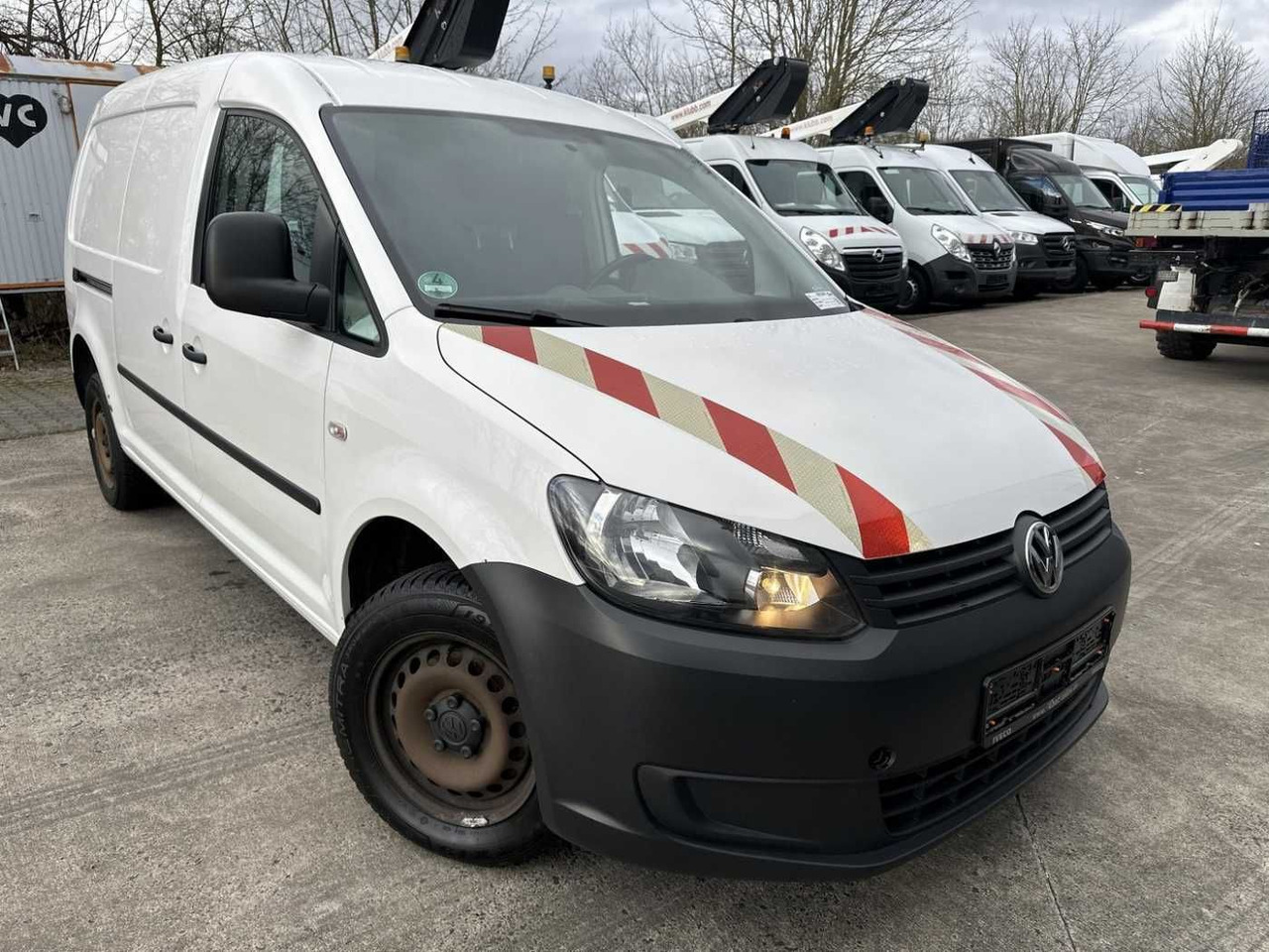 Volkswagen VW Caddy 2.0 TDI 4Motion Maxi Kasten Regal - Gesloten bestelwagen: afbeelding 2 Volkswagen VW Caddy 2.0 TDI 4Motion Maxi Kasten Regal - Gesloten bestelwagen: afbeelding 2