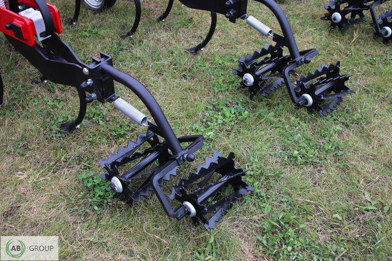 Awemak DRAGON TP 9 hydraulic folding inter-row cultivator - Grondbewerking toebehoor: afbeelding 2 Awemak DRAGON TP 9 hydraulic folding inter-row cultivator - Grondbewerking toebehoor: afbeelding 2