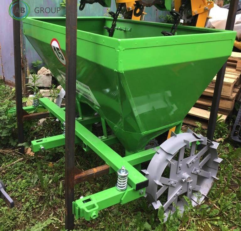 Bomet two-row potato planter Gemini S239 - Aardappelpootmachine: afbeelding 4 Bomet two-row potato planter Gemini S239 - Aardappelpootmachine: afbeelding 4