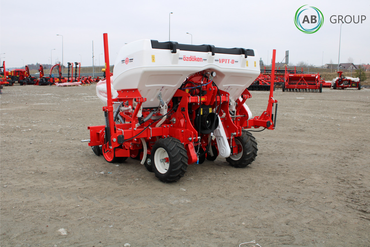 Four-row pneumatic precision seeder with depth fertilization Ozdoken VPTT - Precisiezaaimachine: afbeelding 1 Four-row pneumatic precision seeder with depth fertilization Ozdoken VPTT - Precisiezaaimachine: afbeelding 1