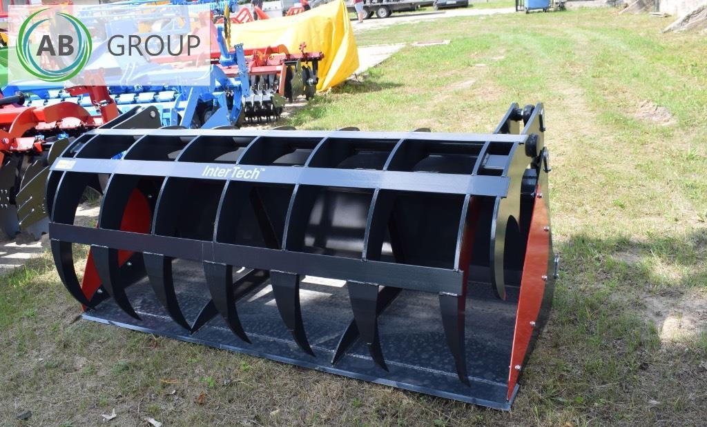 Inter-Tech bucket with grab burnt teeth 2,2 m, SLK09 - Voorladerbak: afbeelding 3 Inter-Tech bucket with grab burnt teeth 2,2 m, SLK09 - Voorladerbak: afbeelding 3