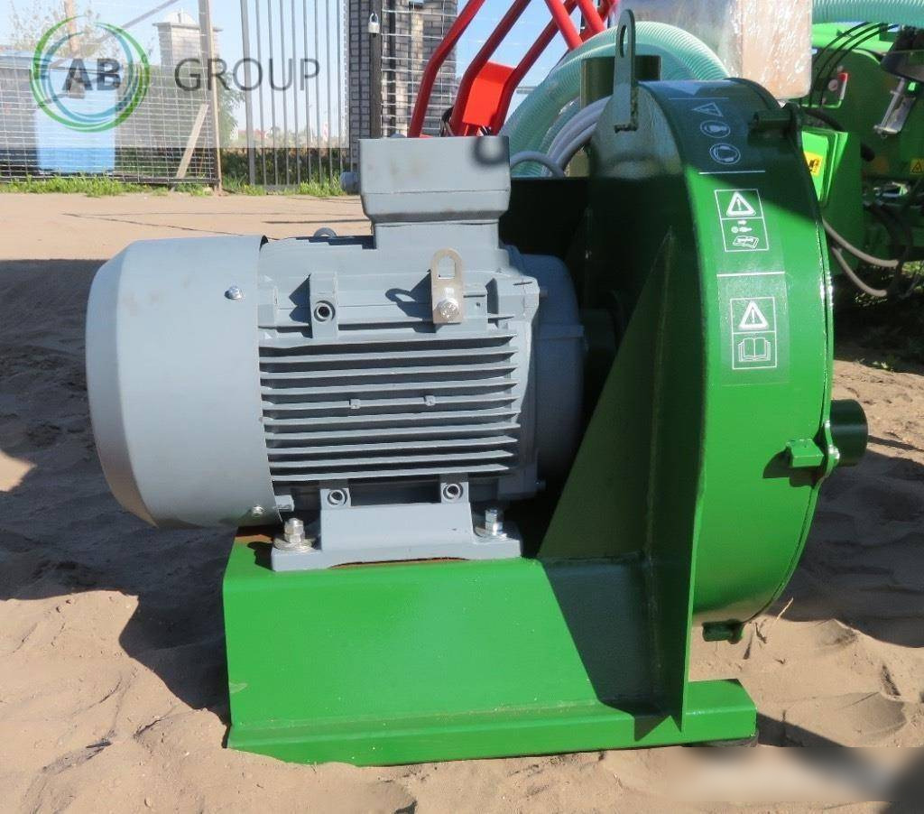 M-rol sucker-blower hammer H122 (11kW) - Veeteelt materiaal: afbeelding 4 M-rol sucker-blower hammer H122 (11kW) - Veeteelt materiaal: afbeelding 4