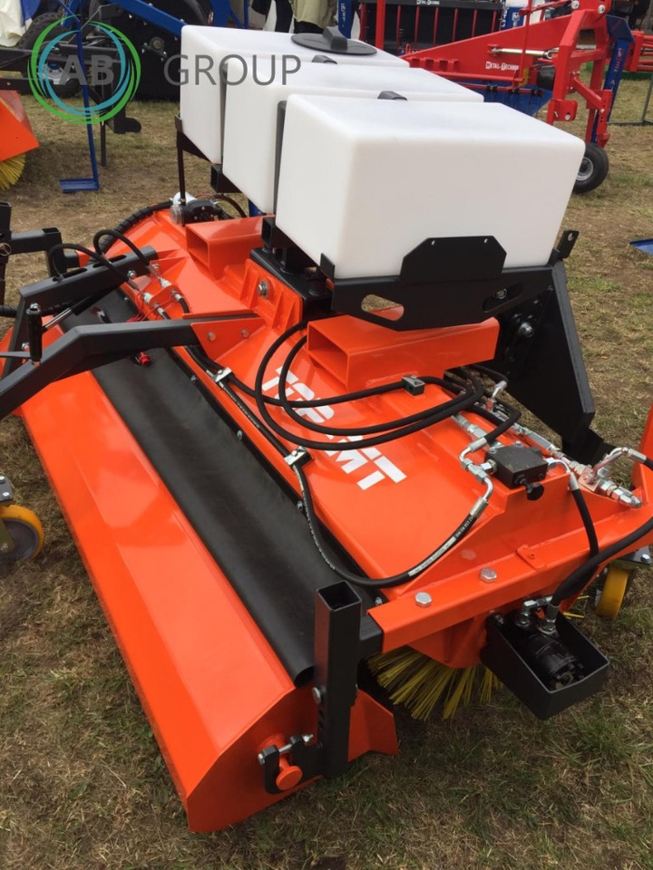 Metal-Technik TOP MT tractor road sweeper 2 m - Veeg voor Gemeentelijke machine/ Speciaal: afbeelding 4 Metal-Technik TOP MT tractor road sweeper 2 m - Veeg voor Gemeentelijke machine/ Speciaal: afbeelding 4