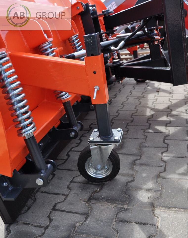 Metal-Technik snow plow 3.0 m category II - Sneeuwschuif voor Landbouwmachine: afbeelding 2 Metal-Technik snow plow 3.0 m category II - Sneeuwschuif voor Landbouwmachine: afbeelding 2