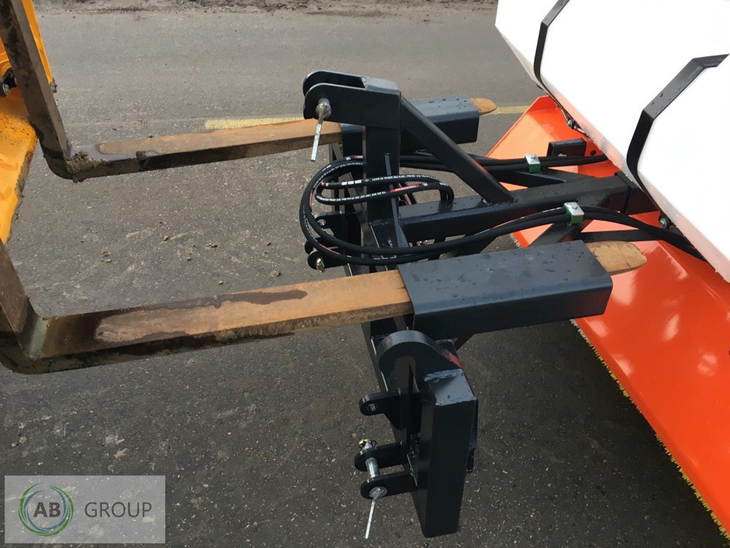 Metal-Technik sweeper 1,8m - Veeg voor Gemeentelijke machine/ Speciaal: afbeelding 3 Metal-Technik sweeper 1,8m - Veeg voor Gemeentelijke machine/ Speciaal: afbeelding 3