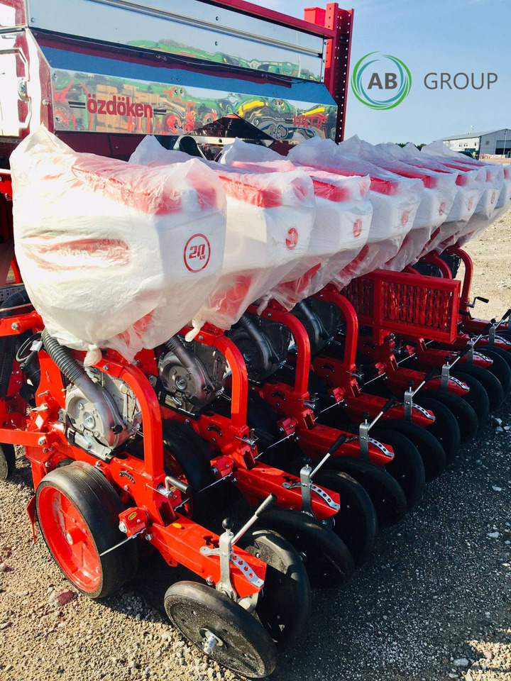 Ozdoken VPKT-DG8 eight-row pneumatic precision seeder with depth fertilization - Precisiezaaimachine: afbeelding 5 Ozdoken VPKT-DG8 eight-row pneumatic precision seeder with depth fertilization - Precisiezaaimachine: afbeelding 5