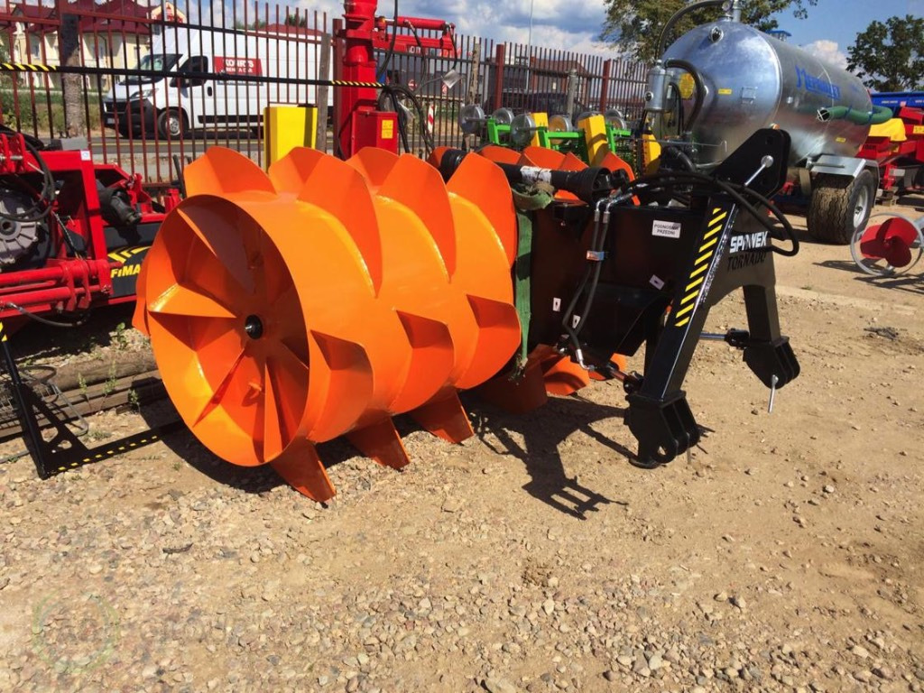 Spawex silage roller Tornado - Hooi-/ Voedermachine: afbeelding 2 Spawex silage roller Tornado - Hooi-/ Voedermachine: afbeelding 2