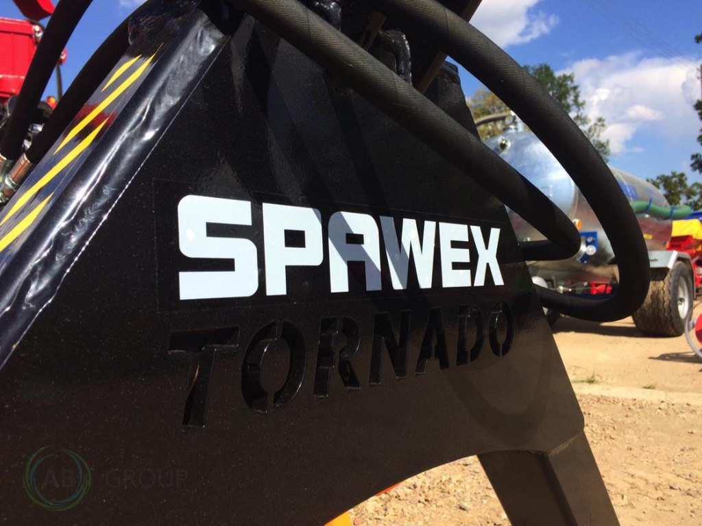 Spawex silage roller Tornado - Hooi-/ Voedermachine: afbeelding 4 Spawex silage roller Tornado - Hooi-/ Voedermachine: afbeelding 4