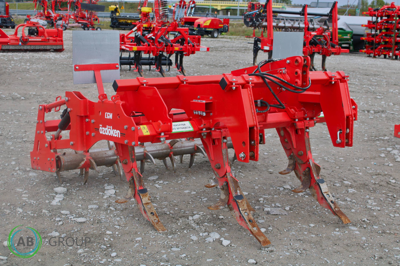 Toscano chisel plow IPST-5 - Demo sale - Woeler: afbeelding 1 Toscano chisel plow IPST-5 - Demo sale - Woeler: afbeelding 1