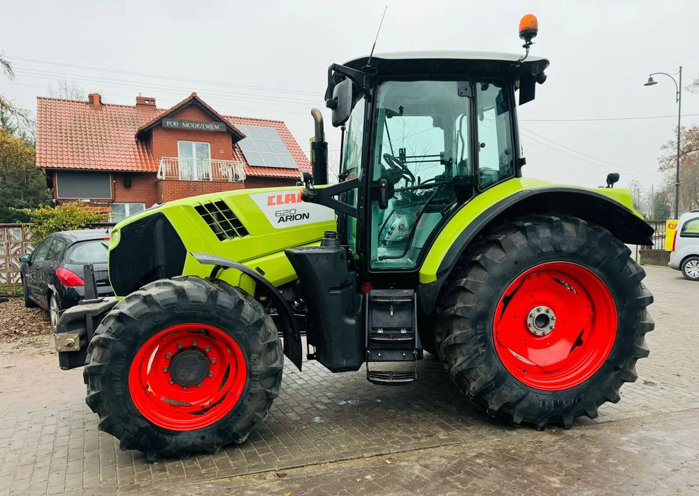 Claas Arion 620 - Tractor: afbeelding 3 Claas Arion 620 - Tractor: afbeelding 3
