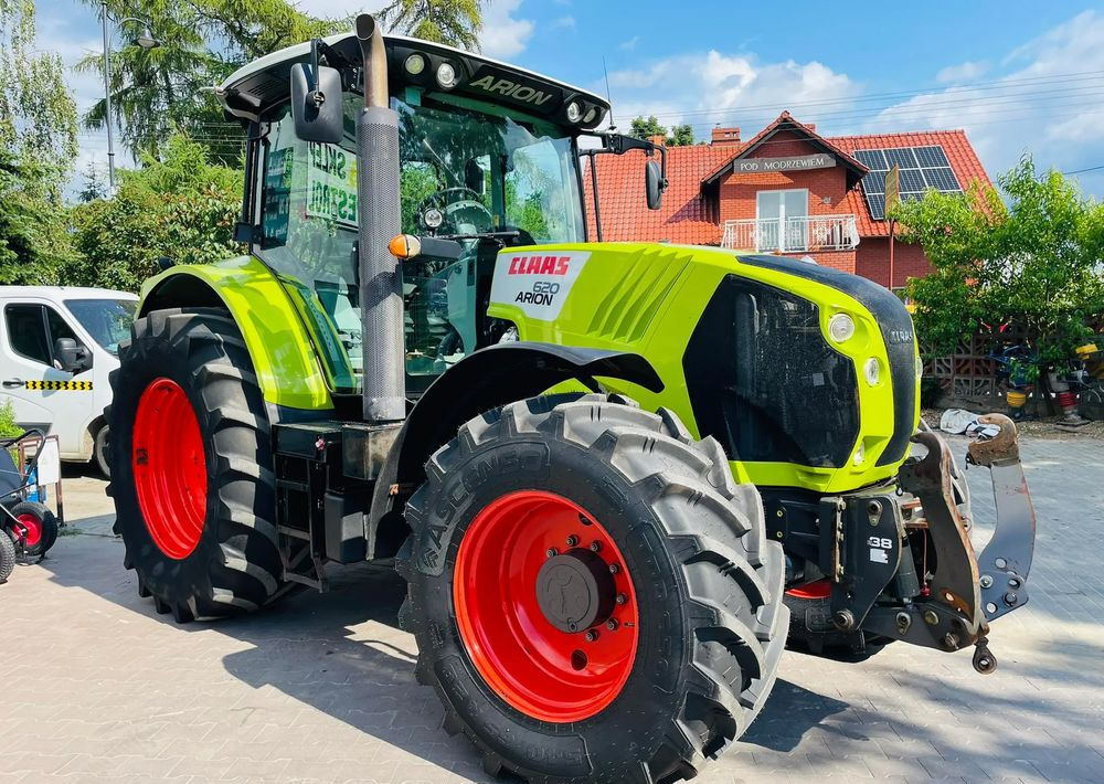 Claas Arion 620 - Tractor: afbeelding 2 Claas Arion 620 - Tractor: afbeelding 2
