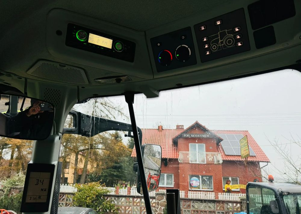 Claas Arion 620 - Tractor: afbeelding 4 Claas Arion 620 - Tractor: afbeelding 4