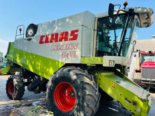 Claas LEXION 440 - Maaidorser: afbeelding 4 Claas LEXION 440 - Maaidorser: afbeelding 4