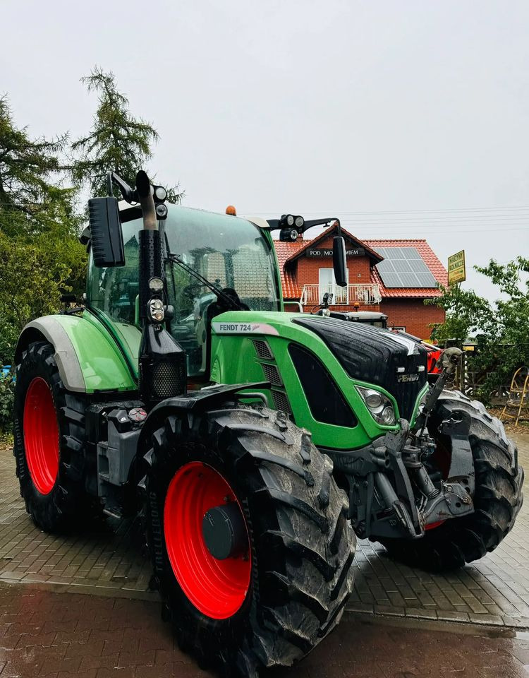 Fendt 724 VARIO PROFI - Tractor: afbeelding 1 Fendt 724 VARIO PROFI - Tractor: afbeelding 1