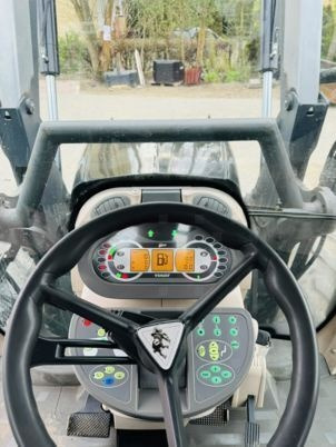 Fendt 828 VARIO PROFI PLUS - Tractor: afbeelding 2 Fendt 828 VARIO PROFI PLUS - Tractor: afbeelding 2