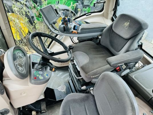 Fendt 828 VARIO PROFI PLUS - Tractor: afbeelding 3 Fendt 828 VARIO PROFI PLUS - Tractor: afbeelding 3