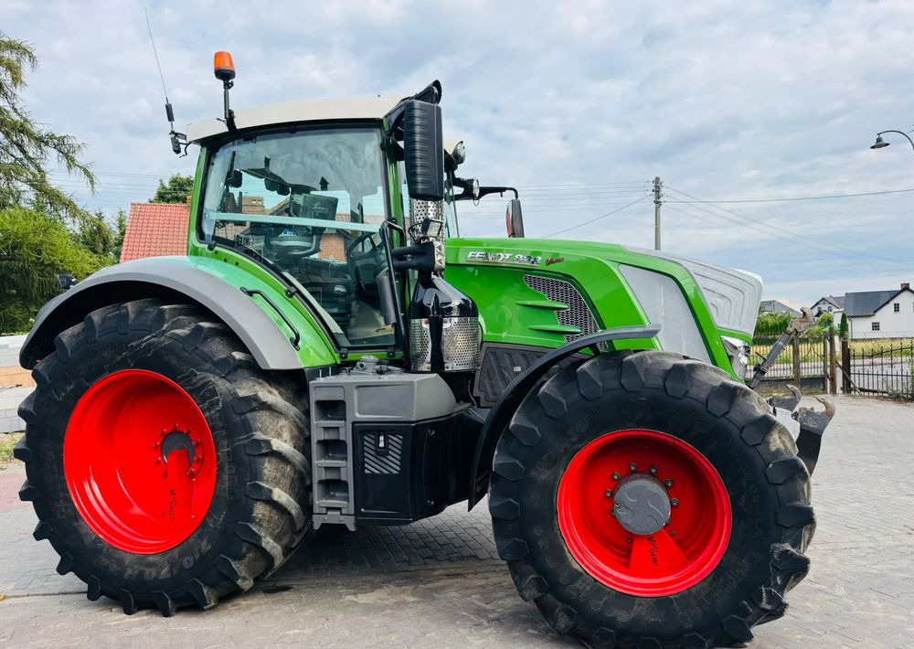 Fendt 828 Vario Profi Plus - Tractor: afbeelding 2 Fendt 828 Vario Profi Plus - Tractor: afbeelding 2