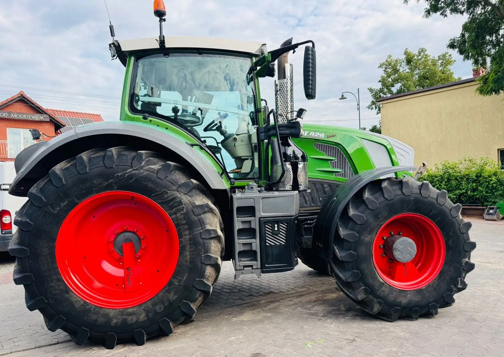 Fendt 828 Vario Profi Plus - Tractor: afbeelding 4 Fendt 828 Vario Profi Plus - Tractor: afbeelding 4
