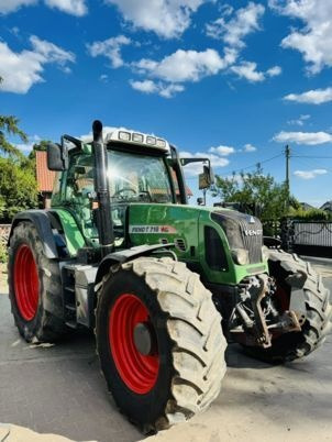 Fendt vario 718 - Tractor: afbeelding 3 Fendt vario 718 - Tractor: afbeelding 3
