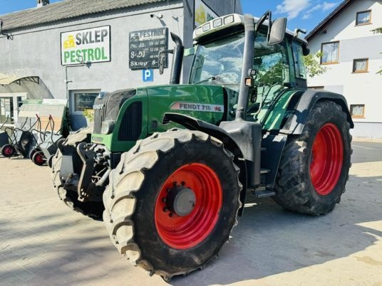 Fendt vario 718 - Tractor: afbeelding 1 Fendt vario 718 - Tractor: afbeelding 1