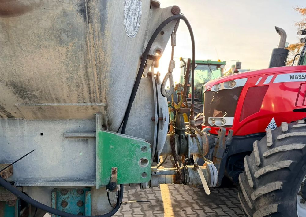 Inny LOMMA GT 17 - Mesttank: afbeelding 3 Inny LOMMA GT 17 - Mesttank: afbeelding 3