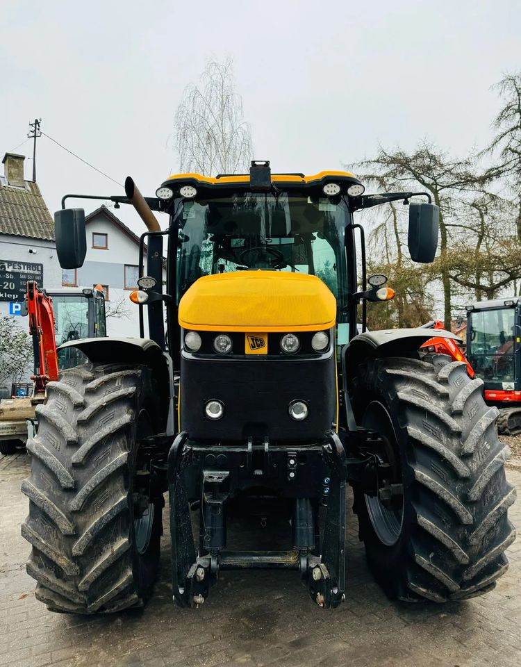 JCB FASTRAC 4220 - Tractor: afbeelding 2 JCB FASTRAC 4220 - Tractor: afbeelding 2