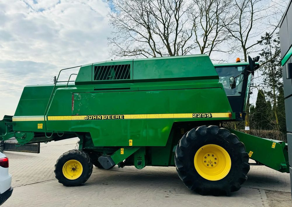 John Deere 2254 - Maaidorser: afbeelding 3 John Deere 2254 - Maaidorser: afbeelding 3