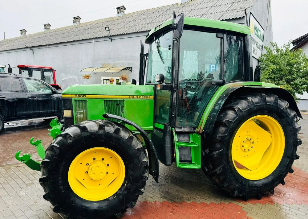 John Deere 6400 - Tractor: afbeelding 5 John Deere 6400 - Tractor: afbeelding 5