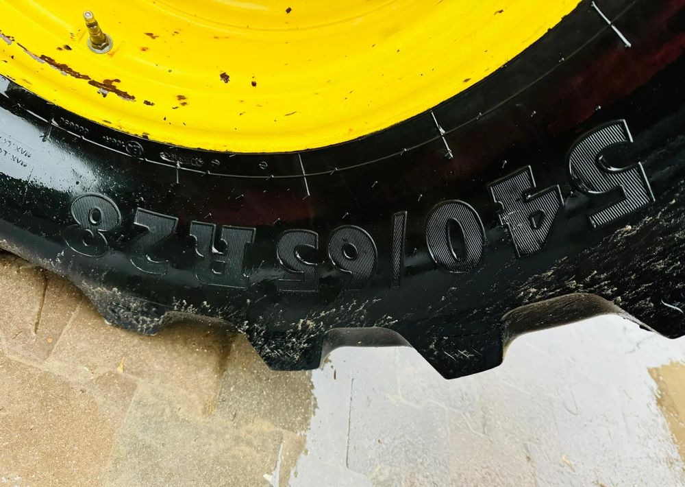 John Deere 6830 PREMIUM - Tractor: afbeelding 3 John Deere 6830 PREMIUM - Tractor: afbeelding 3