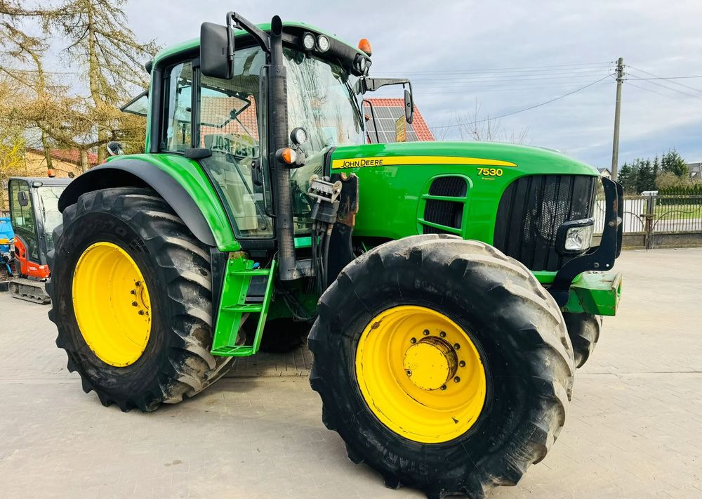 John Deere 7530 - Tractor: afbeelding 1 John Deere 7530 - Tractor: afbeelding 1