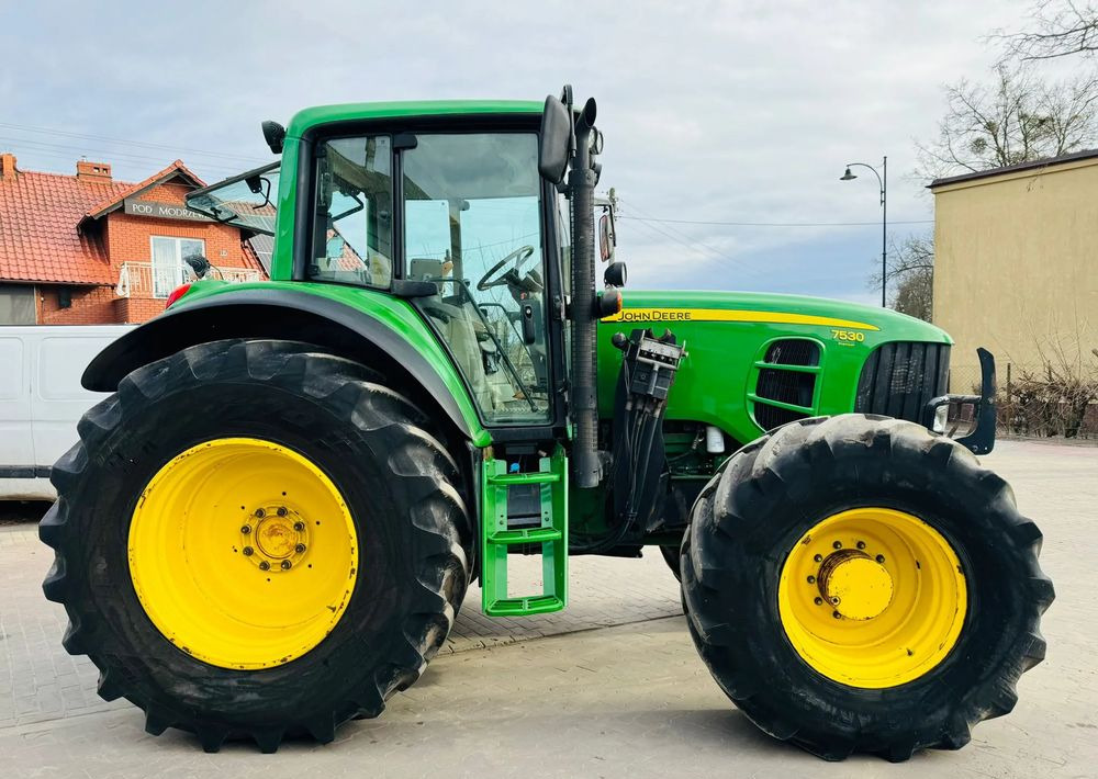 John Deere 7530 - Tractor: afbeelding 4 John Deere 7530 - Tractor: afbeelding 4