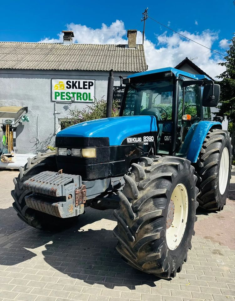New Holland 8360 - Tractor: afbeelding 4 New Holland 8360 - Tractor: afbeelding 4