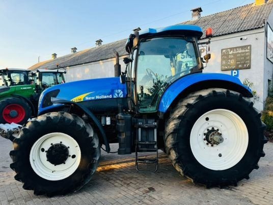 New Holland T7030 - Tractor: afbeelding 5 New Holland T7030 - Tractor: afbeelding 5