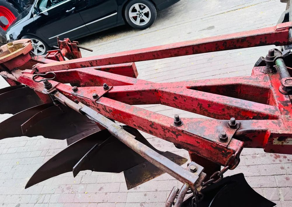 Unia - Ploeg: afbeelding 5 Unia - Ploeg: afbeelding 5