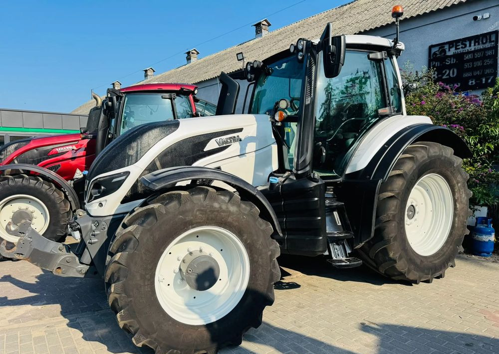 Valtra T174 UNLIMITED Versu - Tractor: afbeelding 5 Valtra T174 UNLIMITED Versu - Tractor: afbeelding 5