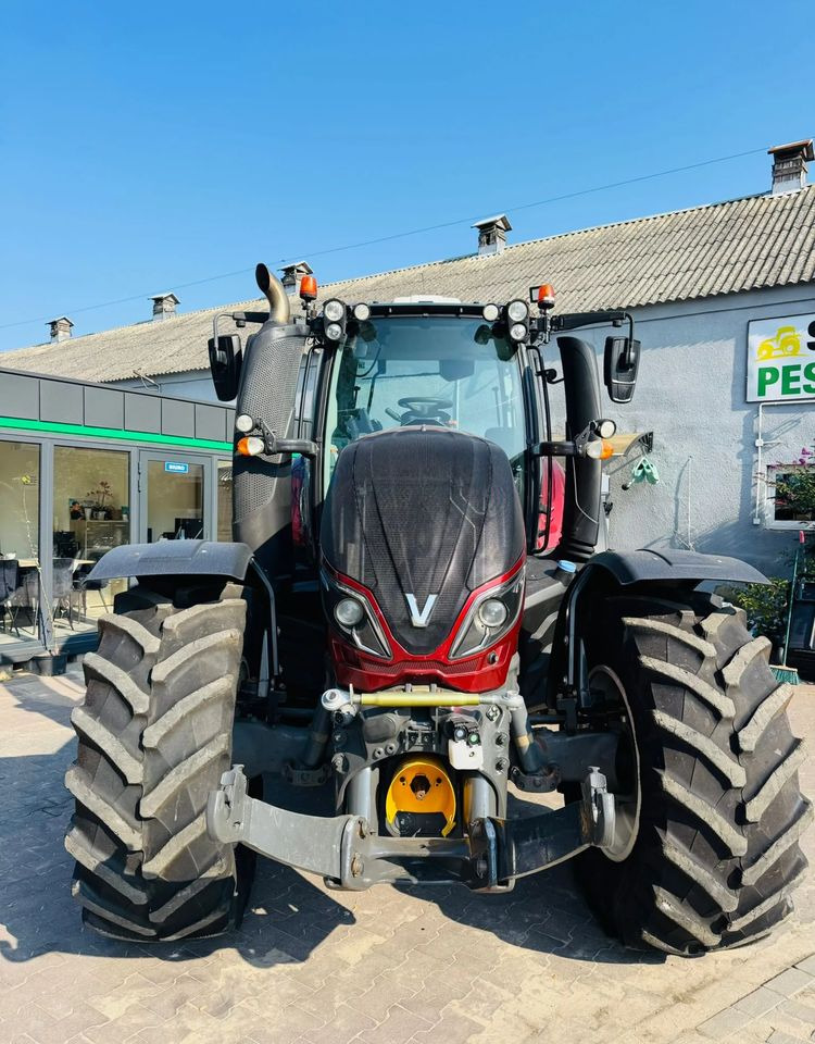 Valtra T174 Versu - Tractor: afbeelding 3 Valtra T174 Versu - Tractor: afbeelding 3