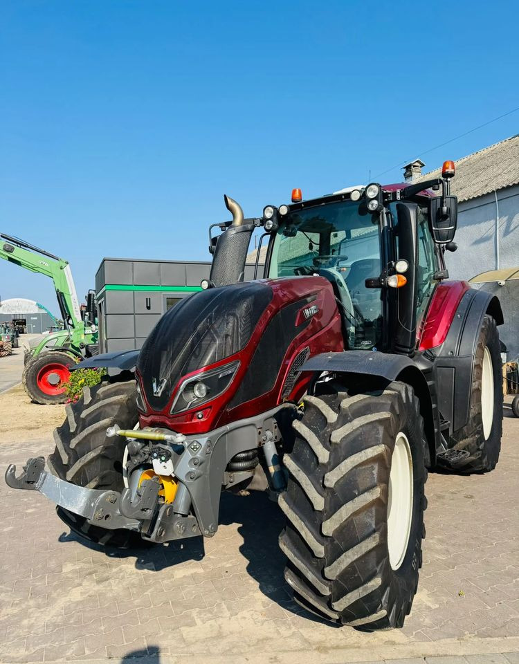 Valtra T174 Versu - Tractor: afbeelding 5 Valtra T174 Versu - Tractor: afbeelding 5