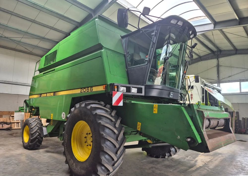 John Deere 2066 - Maaidorser: afbeelding 1 John Deere 2066 - Maaidorser: afbeelding 1