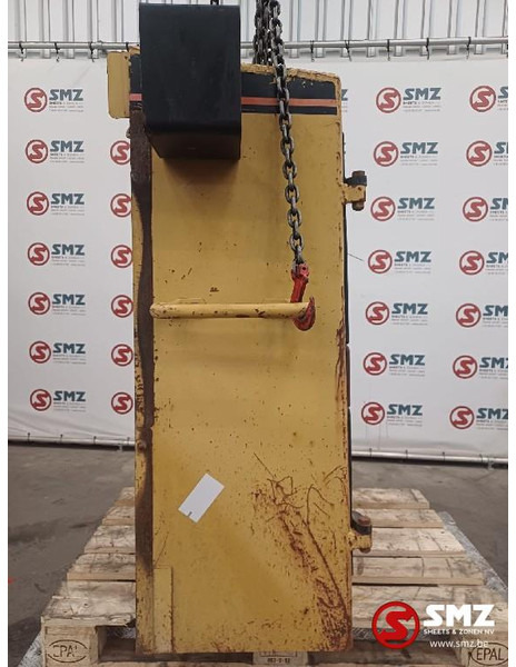 Caterpillar Occ grille D6M Caterpillar - Motorkap: afbeelding 3 Caterpillar Occ grille D6M Caterpillar - Motorkap: afbeelding 3