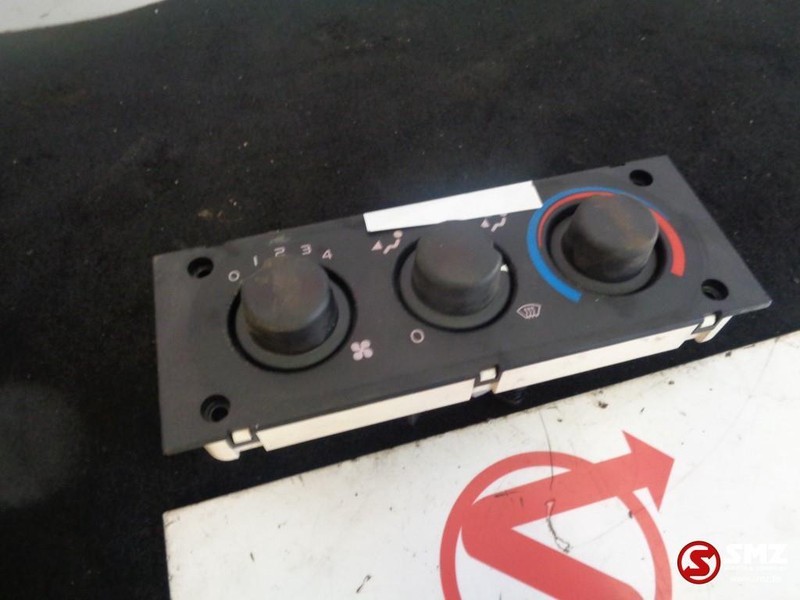 DAF Daf xf 105 ac control unit 9041702667 - Verwarming/ Ventilatie voor Vrachtwagen: afbeelding 1 DAF Daf xf 105 ac control unit 9041702667 - Verwarming/ Ventilatie voor Vrachtwagen: afbeelding 1