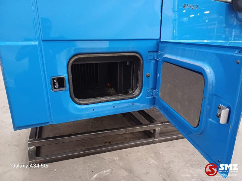 DAF Occ cabine DAF Super Space Cab L2H3 1925529 - Cabine en interieur voor Vrachtwagen: afbeelding 4 DAF Occ cabine DAF Super Space Cab L2H3 1925529 - Cabine en interieur voor Vrachtwagen: afbeelding 4