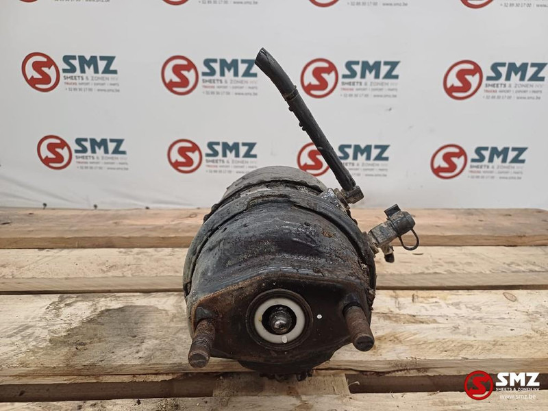 DAF Occ remcilinder linksachteraan DAF - Remcilinder voor Vrachtwagen: afbeelding 4 DAF Occ remcilinder linksachteraan DAF - Remcilinder voor Vrachtwagen: afbeelding 4