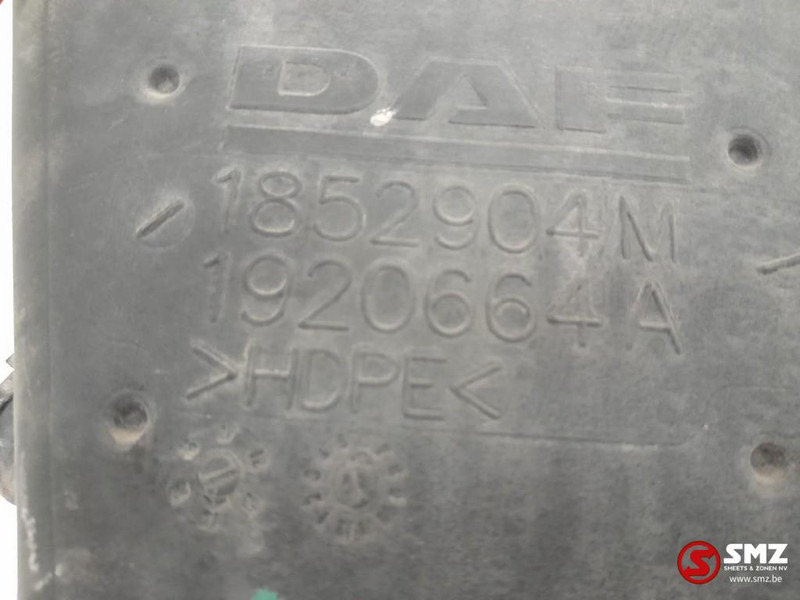 DAF Occ ruitensproeiervloeistofreservoir DAF - Raam en onderdelen voor Vrachtwagen: afbeelding 5 DAF Occ ruitensproeiervloeistofreservoir DAF - Raam en onderdelen voor Vrachtwagen: afbeelding 5