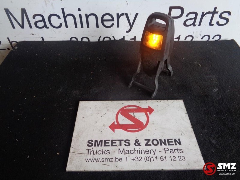 Diversen Occ draag lamp gele flits witte lamp - Lichten/ Verlichting voor Vrachtwagen: afbeelding 1 Diversen Occ draag lamp gele flits witte lamp - Lichten/ Verlichting voor Vrachtwagen: afbeelding 1